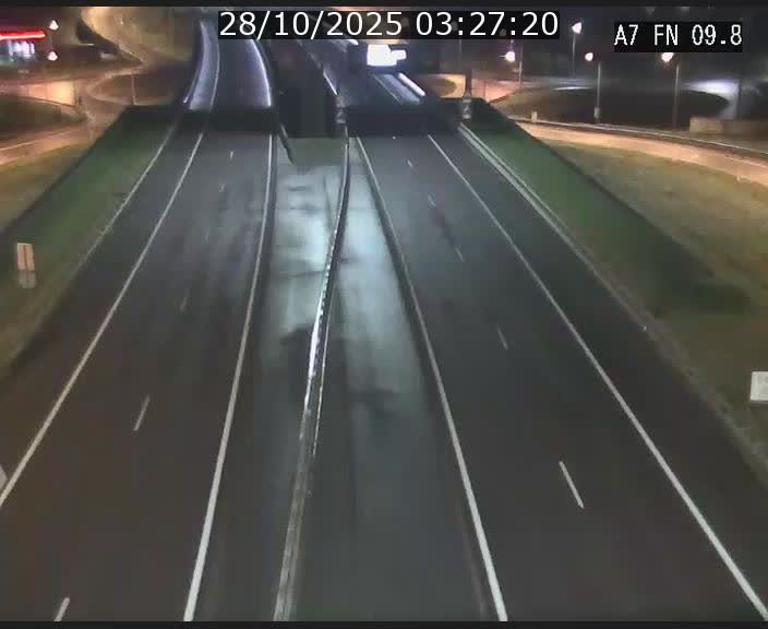 <h2>Caméra trafic Luxembourg - A7, Tunnel Gousselerbierg, sortie sud, direction rond-point Lorentzweiler (BK 9.9)</h2>
