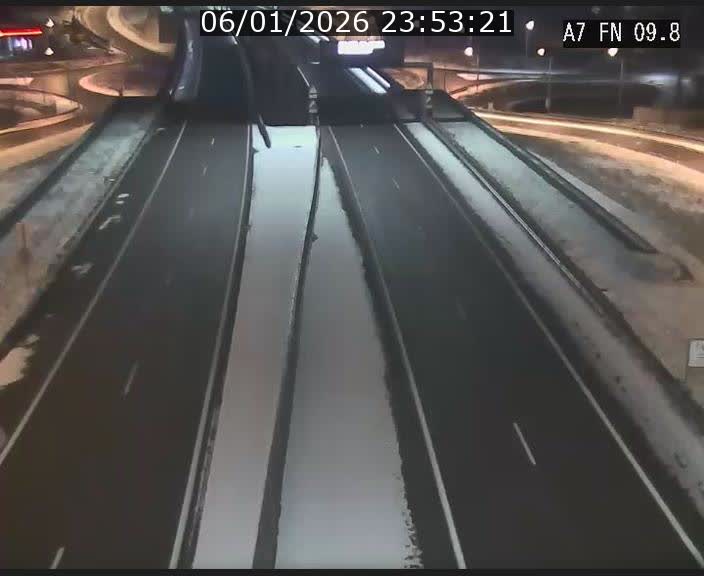 <h2>Caméra trafic Luxembourg - A7, Tunnel Gousselerbierg, sortie sud, direction rond-point Lorentzweiler (BK 9.9)</h2>