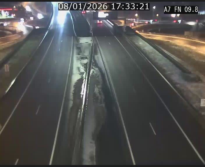 <h2>Caméra trafic Luxembourg - A7, Tunnel Gousselerbierg, sortie sud, direction rond-point Lorentzweiler (BK 9.9)</h2>