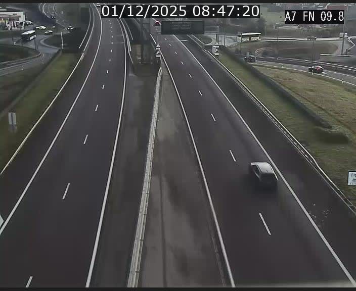 <h2>Caméra trafic Luxembourg - A7, Tunnel Gousselerbierg, sortie sud, direction rond-point Lorentzweiler (BK 9.9)</h2>