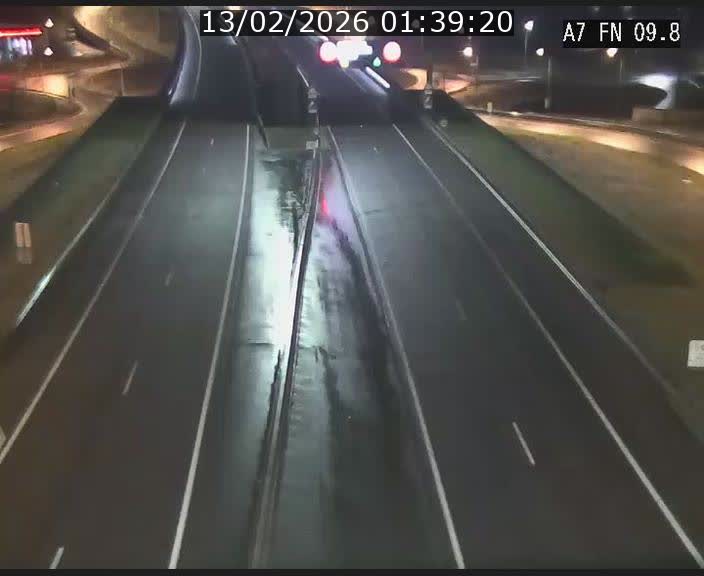 <h2>Caméra trafic Luxembourg - A7, Tunnel Gousselerbierg, sortie sud, direction rond-point Lorentzweiler (BK 9.9)</h2>