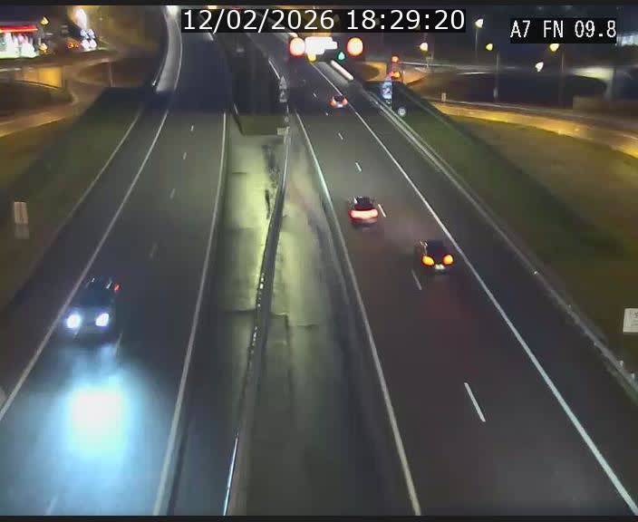 <h2>Caméra trafic Luxembourg - A7, Tunnel Gousselerbierg, sortie sud, direction rond-point Lorentzweiler (BK 9.9)</h2>