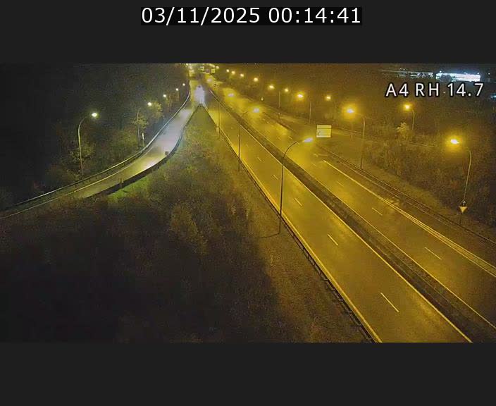 <h2>Traffic live webcam Luxembourg Jonction Lankelz - A4 - BK 14.7 - direction Luxembourg</h2>