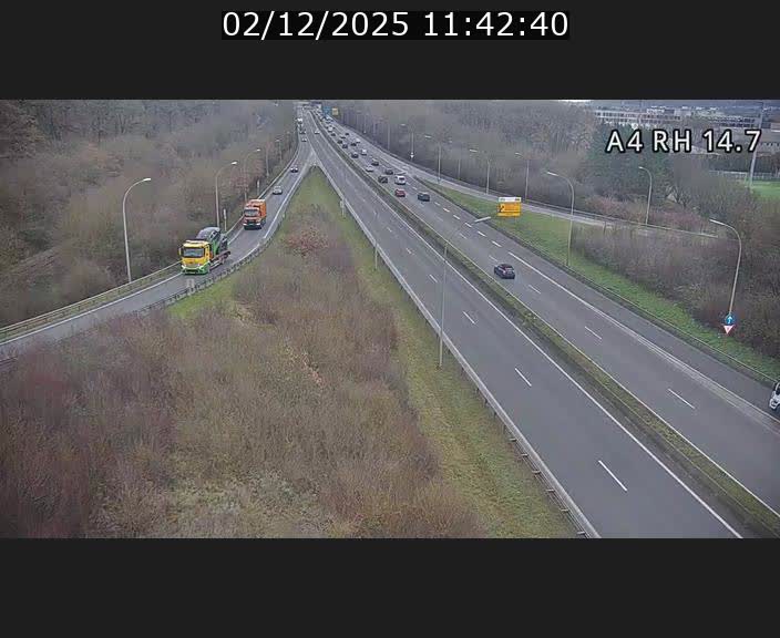 Traffic live webcam Luxembourg Jonction Lankelz - A4 - BK 14.7 - direction Luxembourg
