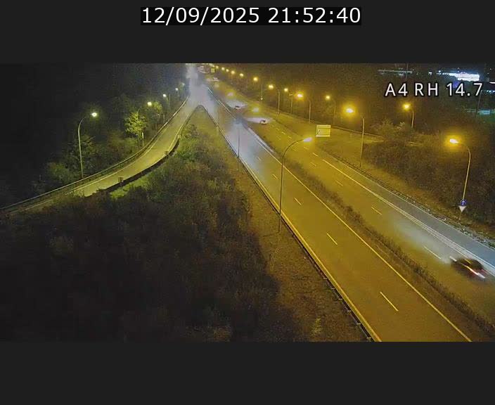 <h2>Traffic live webcam Luxembourg Jonction Lankelz - A4 - BK 14.7 - direction Luxembourg</h2>