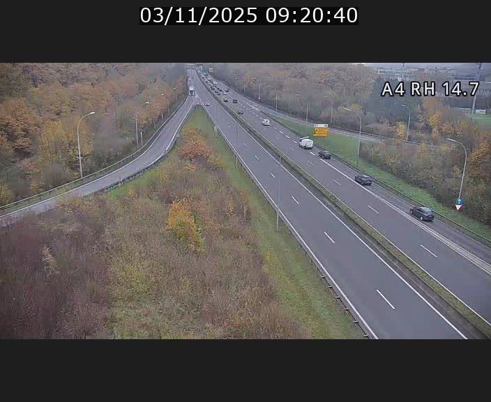 <h2>Traffic live webcam Luxembourg Jonction Lankelz - A4 - BK 14.7 - direction Luxembourg</h2>