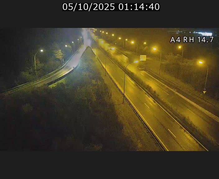 <h2>Traffic live webcam Luxembourg Jonction Lankelz - A4 - BK 14.7 - direction Luxembourg</h2>