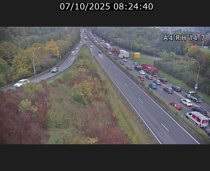 <h2>Traffic live webcam Luxembourg Jonction Lankelz - A4 - BK 14.7 - direction Luxembourg</h2>