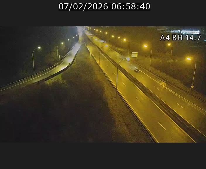 <h2>Traffic live webcam Luxembourg Jonction Lankelz - A4 - BK 14.7 - direction Luxembourg</h2>