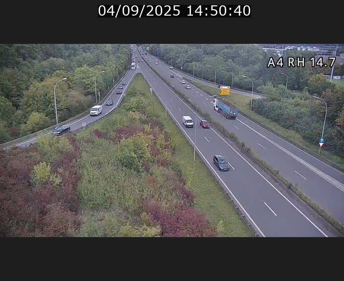 <h2>Traffic live webcam Luxembourg Jonction Lankelz - A4 - BK 14.7 - direction Luxembourg</h2>