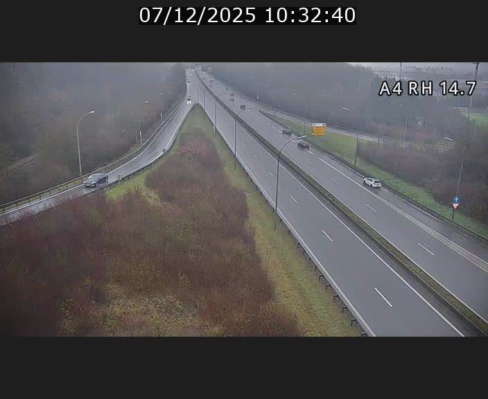<h2>Traffic live webcam Luxembourg Jonction Lankelz - A4 - BK 14.7 - direction Luxembourg</h2>