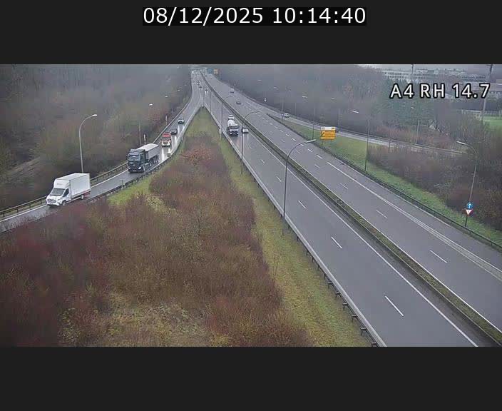 <h2>Traffic live webcam Luxembourg Jonction Lankelz - A4 - BK 14.7 - direction Luxembourg</h2>