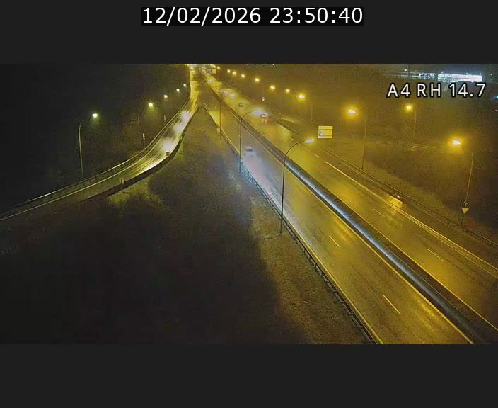 <h2>Traffic live webcam Luxembourg Jonction Lankelz - A4 - BK 14.7 - direction Luxembourg</h2>