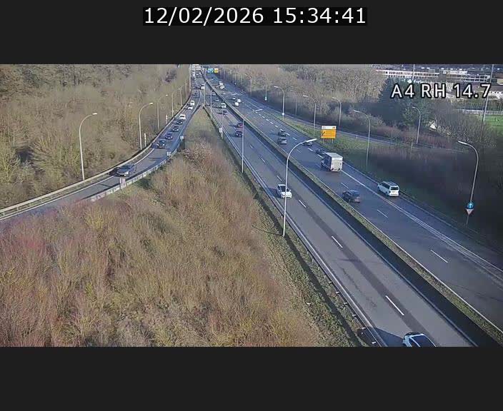Traffic live webcam Luxembourg Jonction Lankelz - A4 - BK 14.7 - direction Luxembourg