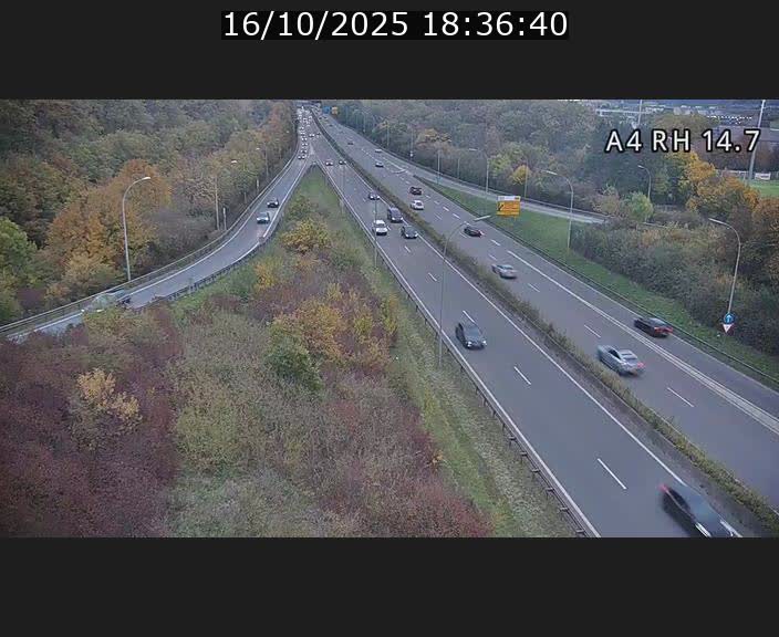 <h2>Traffic live webcam Luxembourg Jonction Lankelz - A4 - BK 14.7 - direction Luxembourg</h2>