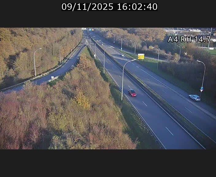 <h2>Traffic live webcam Luxembourg Jonction Lankelz - A4 - BK 14.7 - direction Luxembourg</h2>