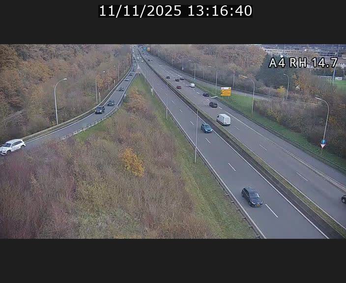 <h2>Traffic live webcam Luxembourg Jonction Lankelz - A4 - BK 14.7 - direction Luxembourg</h2>
