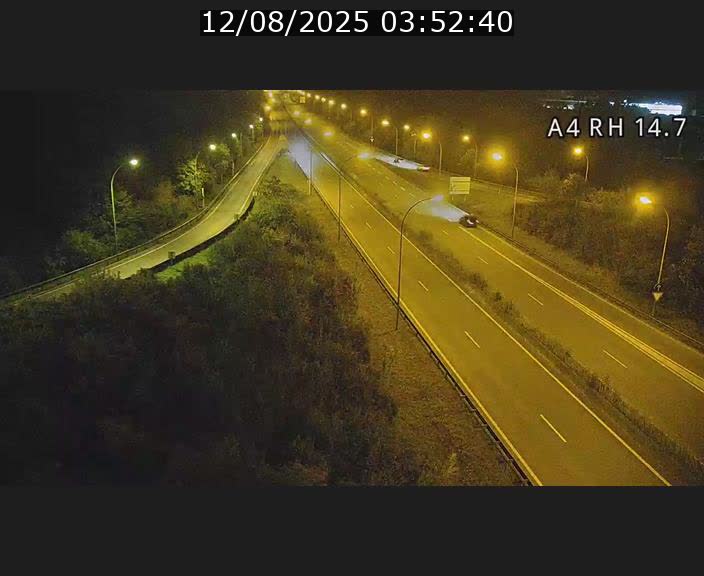 <h2>Traffic live webcam Luxembourg Jonction Lankelz - A4 - BK 14.7 - direction Luxembourg</h2>