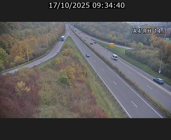 <h2>Traffic live webcam Luxembourg Jonction Lankelz - A4 - BK 14.7 - direction Luxembourg</h2>