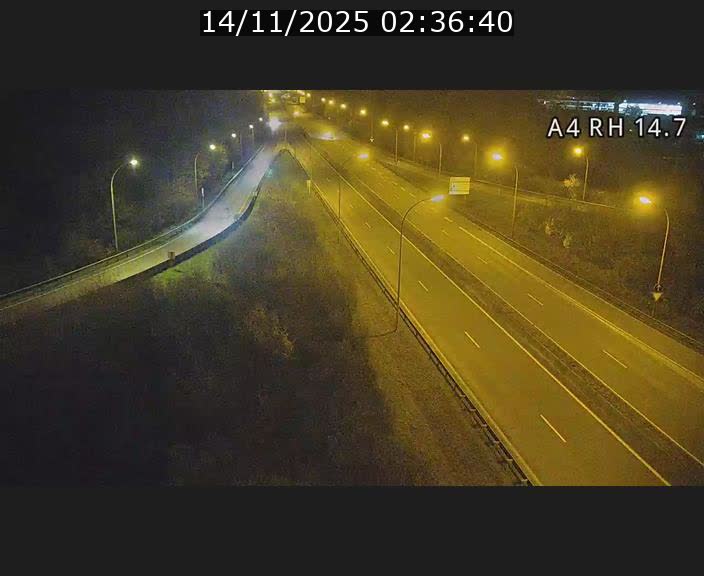 Traffic live webcam Luxembourg Jonction Lankelz - A4 - BK 14.7 - direction Luxembourg