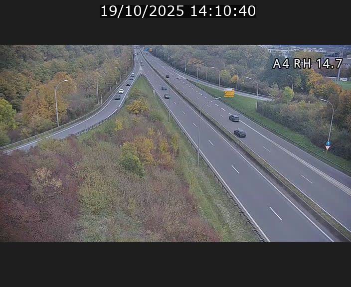 <h2>Traffic live webcam Luxembourg Jonction Lankelz - A4 - BK 14.7 - direction Luxembourg</h2>