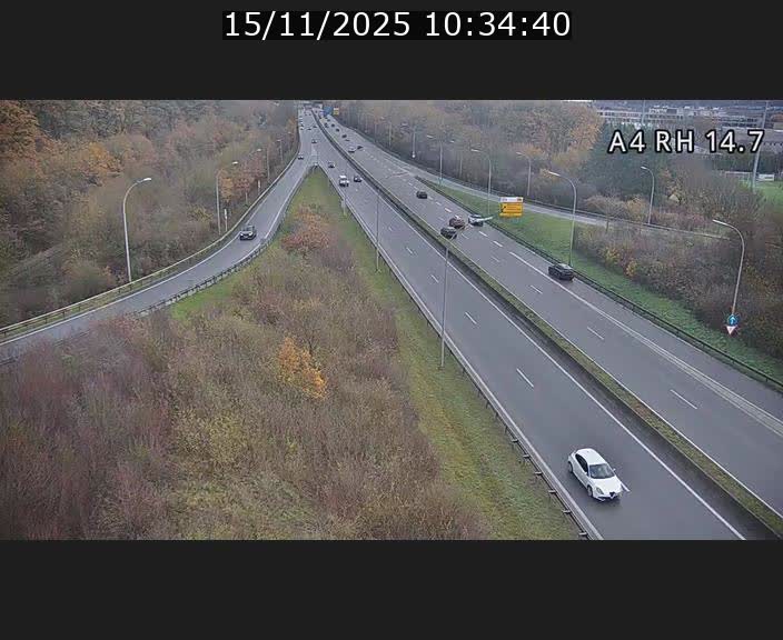 Traffic live webcam Luxembourg Jonction Lankelz - A4 - BK 14.7 - direction Luxembourg