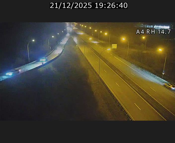 <h2>Traffic live webcam Luxembourg Jonction Lankelz - A4 - BK 14.7 - direction Luxembourg</h2>