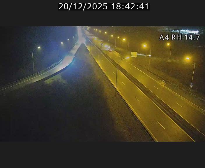 <h2>Traffic live webcam Luxembourg Jonction Lankelz - A4 - BK 14.7 - direction Luxembourg</h2>