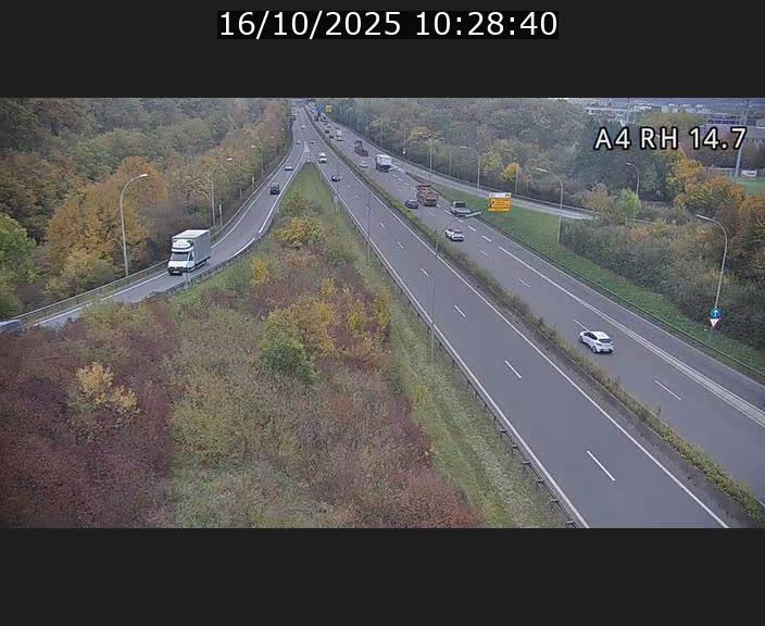 <h2>Traffic live webcam Luxembourg Jonction Lankelz - A4 - BK 14.7 - direction Luxembourg</h2>