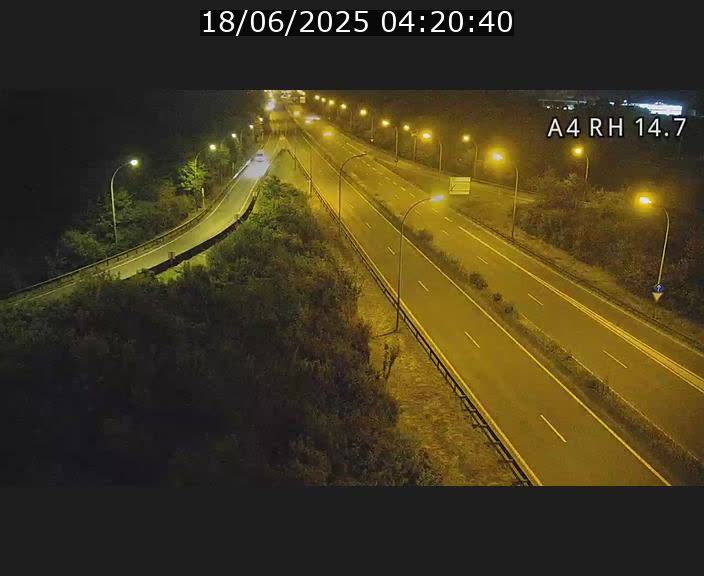Traffic live webcam Luxembourg Jonction Lankelz - A4 - BK 14.7 - direction Luxembourg