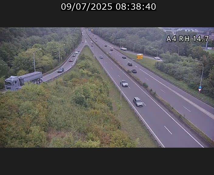 Traffic live webcam Luxembourg Jonction Lankelz - A4 - BK 14.7 - direction Luxembourg