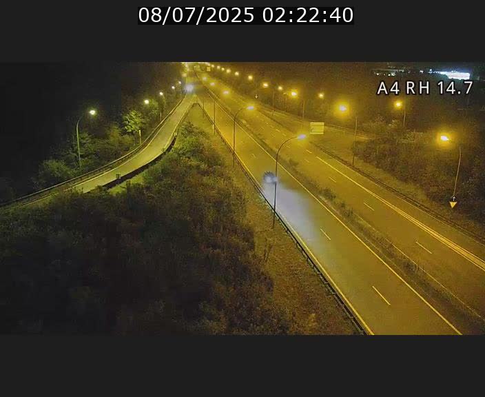Traffic live webcam Luxembourg Jonction Lankelz - A4 - BK 14.7 - direction Luxembourg
