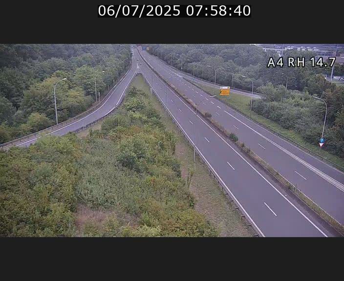 Traffic live webcam Luxembourg Jonction Lankelz - A4 - BK 14.7 - direction Luxembourg