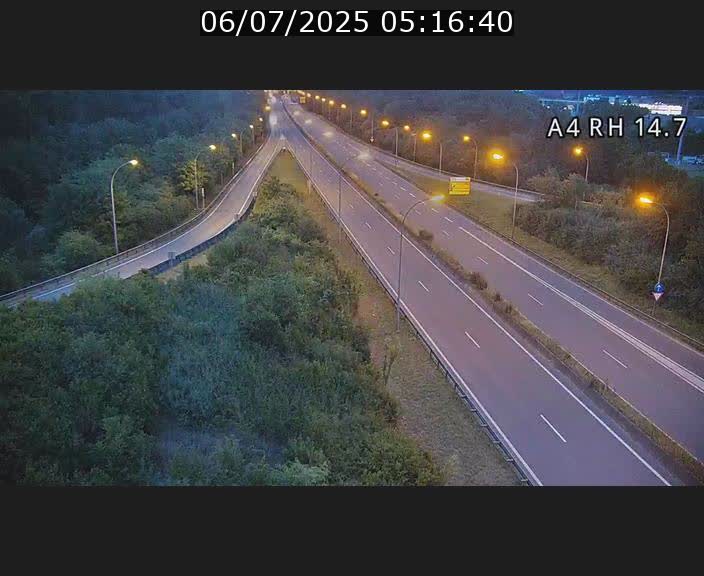 Traffic live webcam Luxembourg Jonction Lankelz - A4 - BK 14.7 - direction Luxembourg