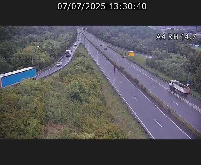 Traffic live webcam Luxembourg Jonction Lankelz - A4 - BK 14.7 - direction Luxembourg
