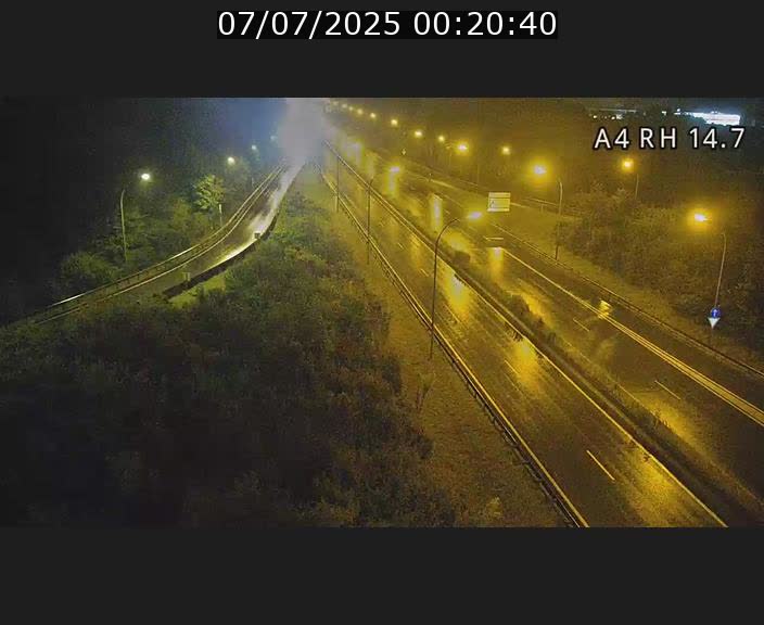 Traffic live webcam Luxembourg Jonction Lankelz - A4 - BK 14.7 - direction Luxembourg