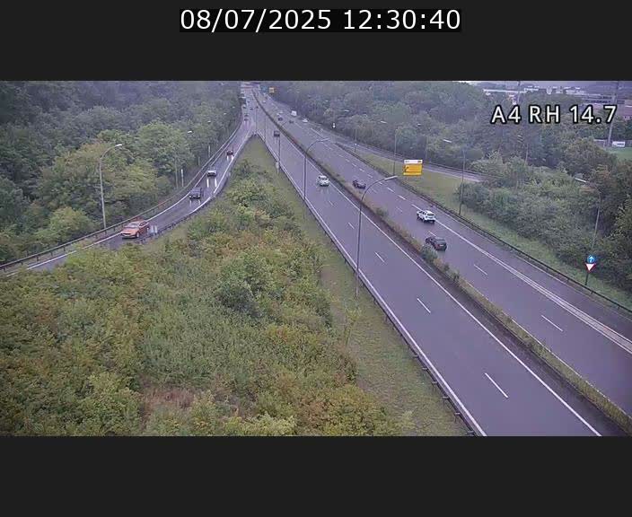 Traffic live webcam Luxembourg Jonction Lankelz - A4 - BK 14.7 - direction Luxembourg