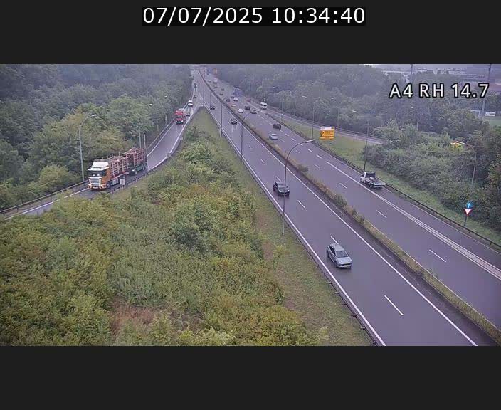 Traffic live webcam Luxembourg Jonction Lankelz - A4 - BK 14.7 - direction Luxembourg