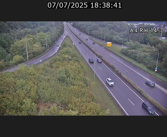 Traffic live webcam Luxembourg Jonction Lankelz - A4 - BK 14.7 - direction Luxembourg