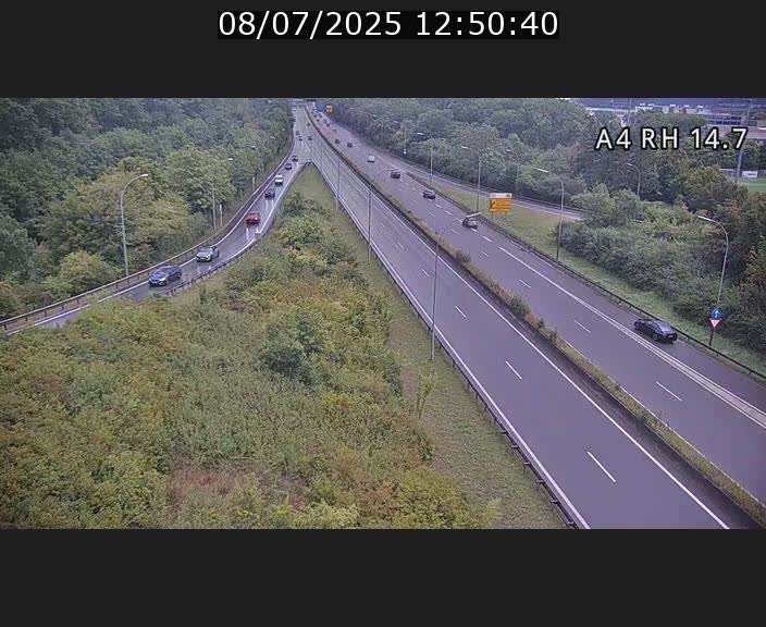 Traffic live webcam Luxembourg Jonction Lankelz - A4 - BK 14.7 - direction Luxembourg
