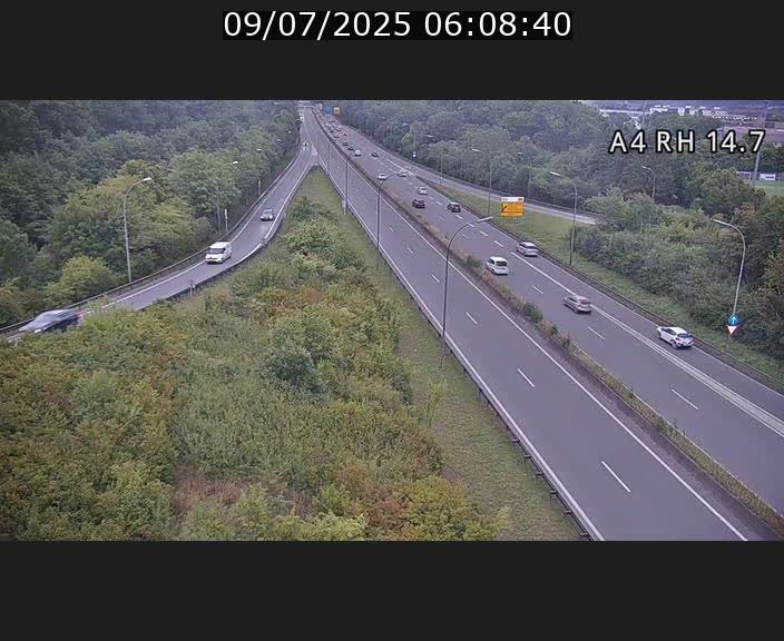 Traffic live webcam Luxembourg Jonction Lankelz - A4 - BK 14.7 - direction Luxembourg