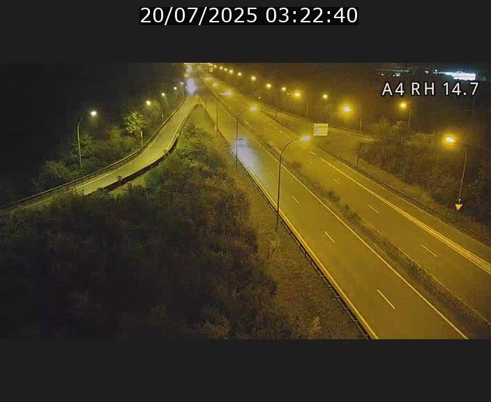 Traffic live webcam Luxembourg Jonction Lankelz - A4 - BK 14.7 - direction Luxembourg