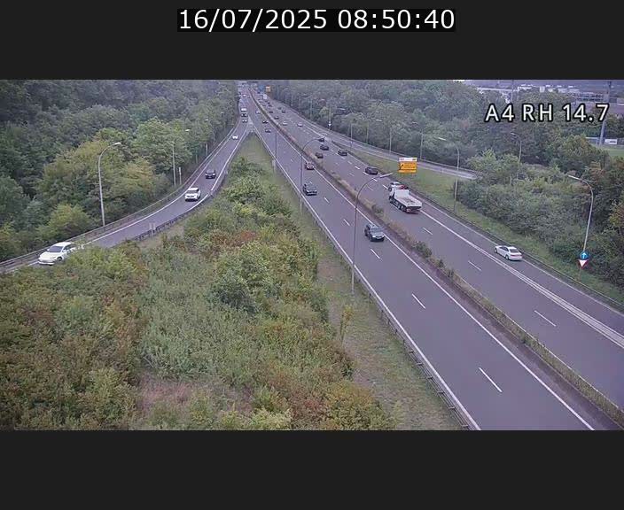 Traffic live webcam Luxembourg Jonction Lankelz - A4 - BK 14.7 - direction Luxembourg