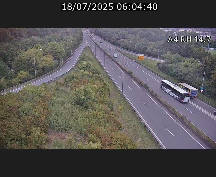 Traffic live webcam Luxembourg Jonction Lankelz - A4 - BK 14.7 - direction Luxembourg