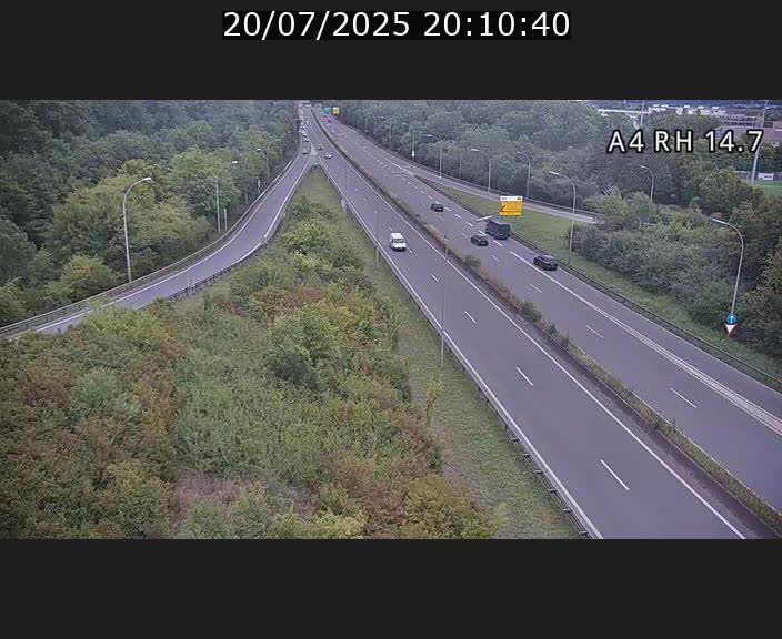 Traffic live webcam Luxembourg Jonction Lankelz - A4 - BK 14.7 - direction Luxembourg