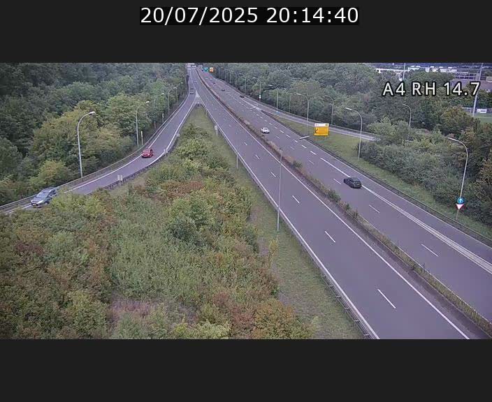 Traffic live webcam Luxembourg Jonction Lankelz - A4 - BK 14.7 - direction Luxembourg
