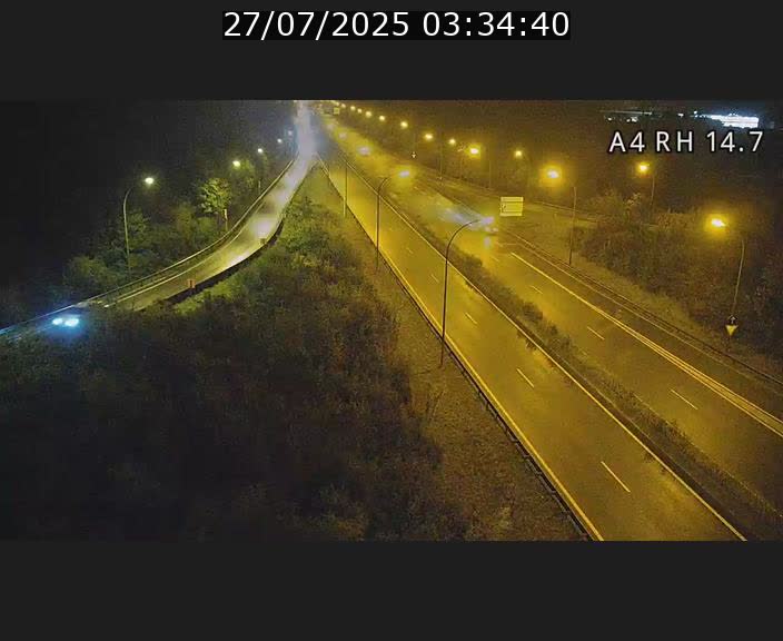 Traffic live webcam Luxembourg Jonction Lankelz - A4 - BK 14.7 - direction Luxembourg