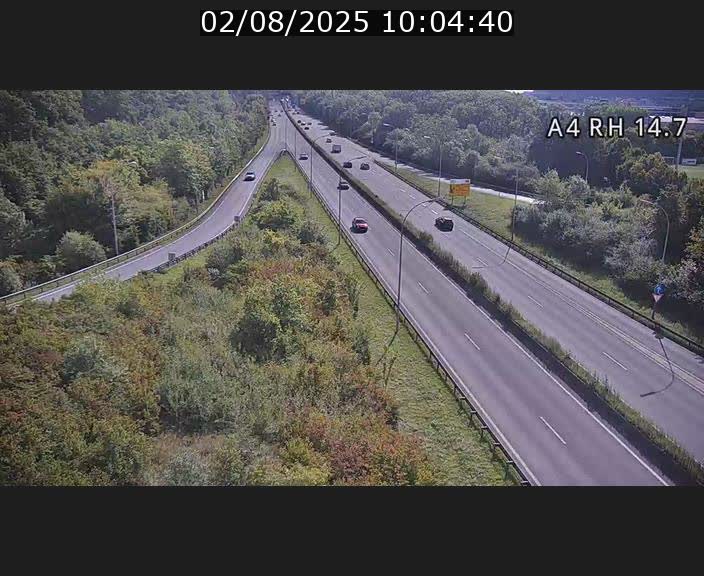 Traffic live webcam Luxembourg Jonction Lankelz - A4 - BK 14.7 - direction Luxembourg