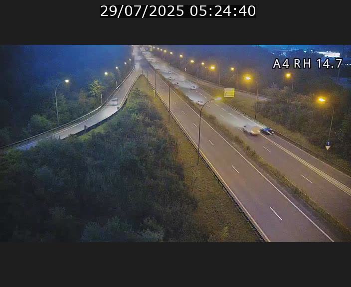 Traffic live webcam Luxembourg Jonction Lankelz - A4 - BK 14.7 - direction Luxembourg