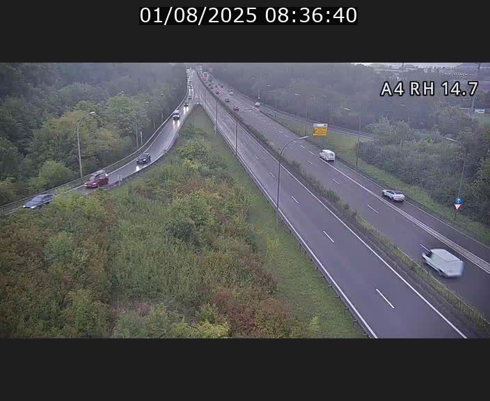Traffic live webcam Luxembourg Jonction Lankelz - A4 - BK 14.7 - direction Luxembourg